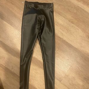 Commando like leather  leggings  never worn